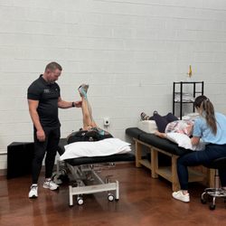 Flex Spine and Sport Physical Therapy - Therapeutic exercises and stretching with expert hands on therapy.