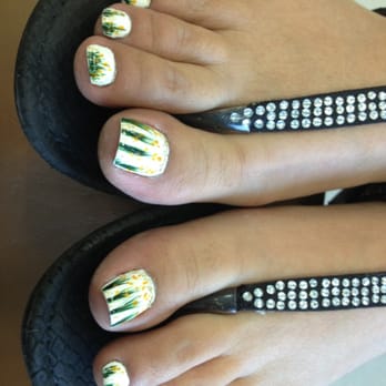 French Tips Nail - Mindy's cute toes! - Nail Salons Near Me - Downey, California
