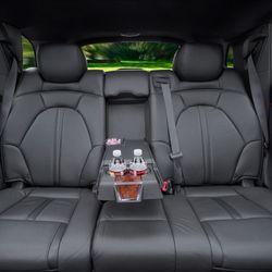 Lincoln MKT interior