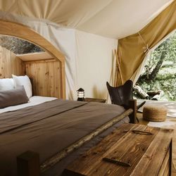 Under Canvas Mount Rushmore