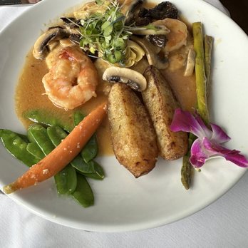 Lumi's Restaurant - Chicken Lumi's - Italian Near Me - Fairfield, New Jersey