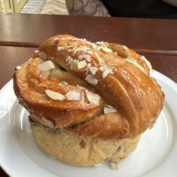 Tøyen Bakeri & Kaffehus