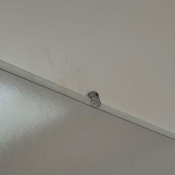 Elegant Mounting - Dirty walls even after he was asked to be careful as walls were new and freshly painted - Home Theatre Installation Near Me