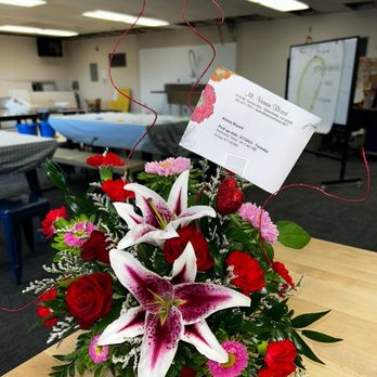 Mt. Vernon Florist - Valentine's day ! - Florists Near Me - Bakersfield, California Mt. Vernon Florist - Valentine's day ! - Florists Near Me - Bakersfield, California