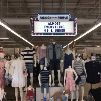 Old Navy - Yeah yeah!! - Men's Clothing Near Me - Fredericksburg, Virginia Old Navy - Yeah yeah!! - Men's Clothing Near Me - Fredericksburg, Virginia