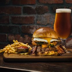 Finney's Crafthouse - San Luis Obispo - Jalapeno Egg Burger