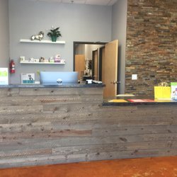 Dry Creek Veterinary Center - Front Desk