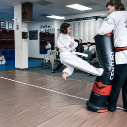 Thousand Oaks Westlake Karate Studio - Empower your child with T.O. Westlake Karate! Watch them achieve new heights with every kick. Join our supportive martial arts community.