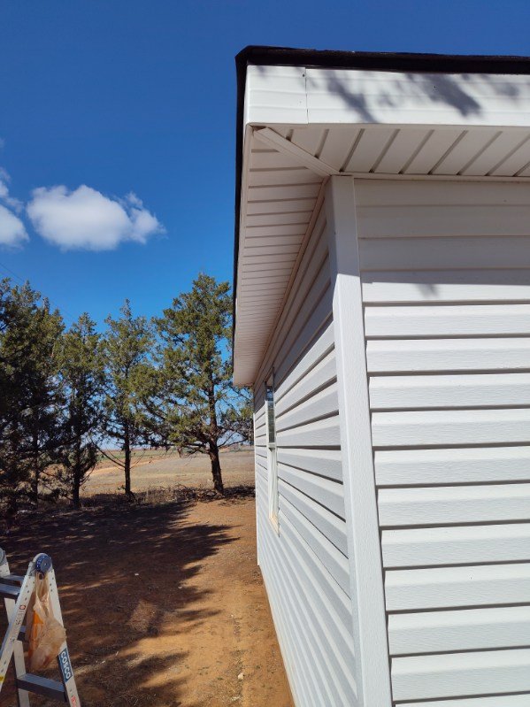 Slide of Luna Endeavors