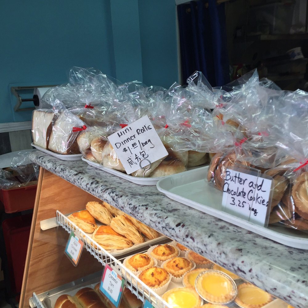 Hannah's Bakery - Dinner rolls for $1!! - Bakeries Near Me - Honolulu, Hawaii Hannah's Bakery - Dinner rolls for $1!! - Bakeries Near Me - Honolulu, Hawaii