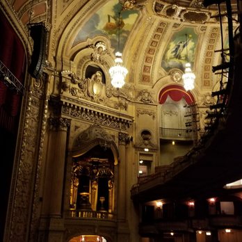 Chicago Theatre - Beautiful interior - Performing Arts Near Me - Chicago, Illinois Chicago Theatre - Beautiful interior - Performing Arts Near Me - Chicago, Illinois