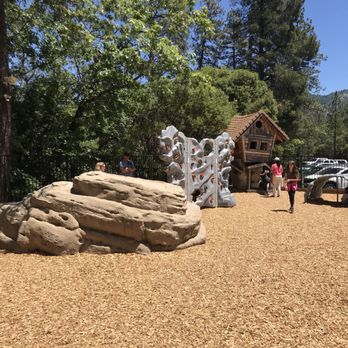 Lake Shasta Caverns - Play ground area for the children to calm them down ;) - Landmarks & Historical Buildings Near Me - Lakehead, California