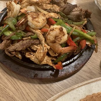 Bravos Mexican Grill - Classic Fajitas - Mexican Near Me - Tulsa, Oklahoma Bravos Mexican Grill - Classic Fajitas - Mexican Near Me - Tulsa, Oklahoma