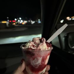 Nilsen’s Frozen Custard - Small FC Topper