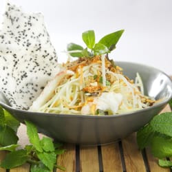 Huong Lua - Modern Vietnamese - Green Papaya Salad