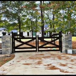 New Legacy Fence & Ironworks