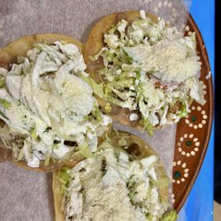 La Casa Del Taco - Carnitas Tostadas