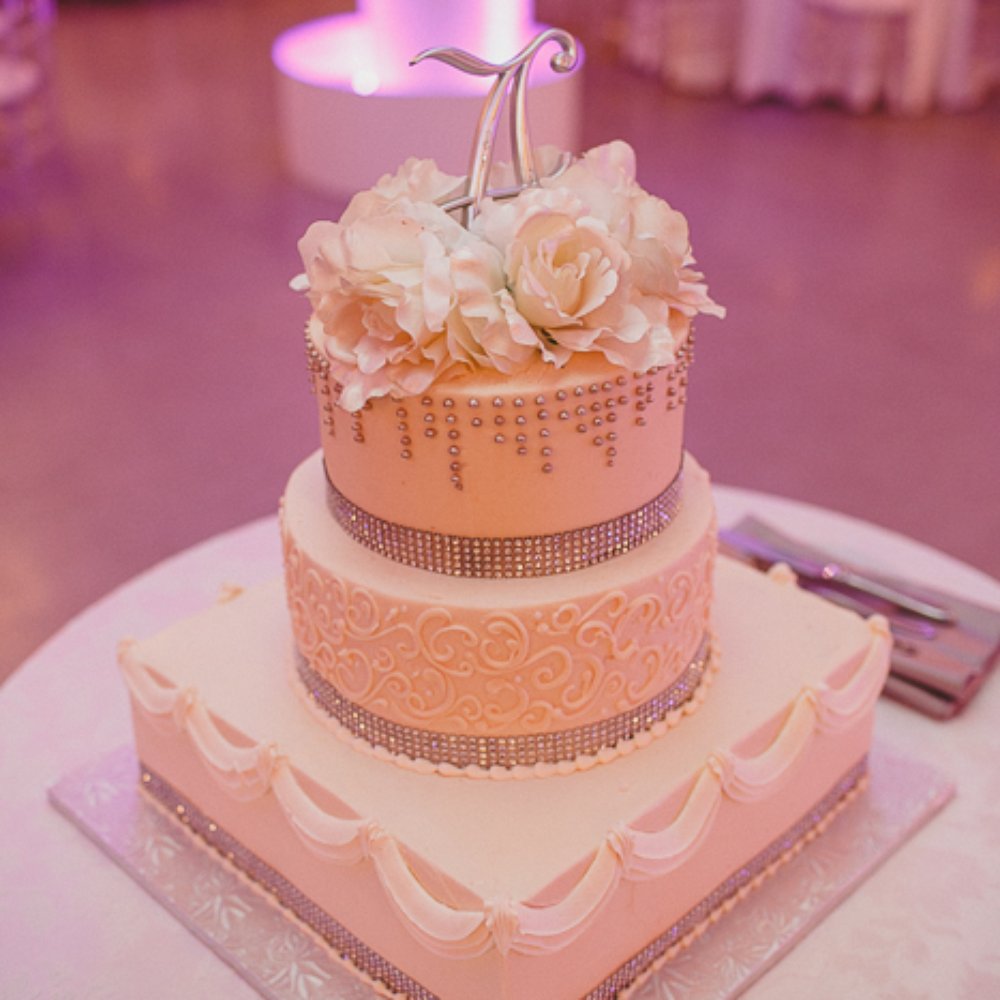 Cake Brothers - Bakeries Near Me - Berwyn, Illinois