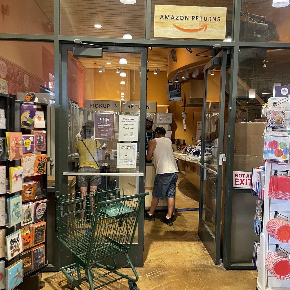 Amazon Return Store - Front entrance - Department Stores Near Me - Sacramento, California Amazon Return Store - Front entrance - Department Stores Near Me - Sacramento, California