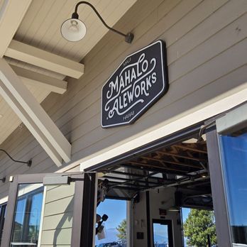 Mahalo Aleworks - Brewpubs Near Me - Makawao, Hawaii Mahalo Aleworks - Brewpubs Near Me - Makawao, Hawaii