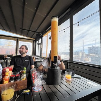 ViewHouse Ballpark - Mimosa tower - Breakfast & Brunch Near Me - Denver, Colorado