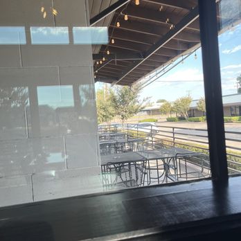 Zoli's NY Pizza - Patio area of the restaurant - Pizza Near Me - Addison, Texas Zoli's NY Pizza - Patio area of the restaurant - Pizza Near Me - Addison, Texas