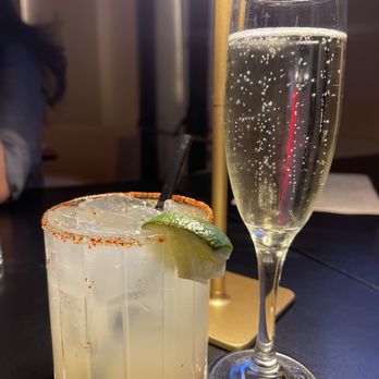 Lola's At The Cove - Split prosecco and house margarita. - Cocktail Bars Near Me - La Quinta, California Lola's At The Cove - Split prosecco and house margarita. - Cocktail Bars Near Me - La Quinta, California