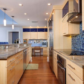 Floor It Nebraska - Kitchen remodel with new cabinets, quartz countertops, and wood flooring - Flooring Near Me - Grand Island, Nebraska Floor It Nebraska - Kitchen remodel with new cabinets, quartz countertops, and wood flooring - Flooring Near Me - Grand Island, Nebraska