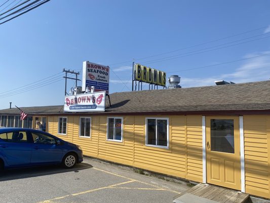 Brown's Lobster Pound by null