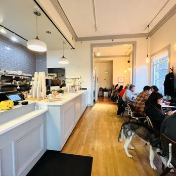 Wooly Pig - Seating area - Sandwiches Near Me - San Francisco, California Wooly Pig - Seating area - Sandwiches Near Me - San Francisco, California