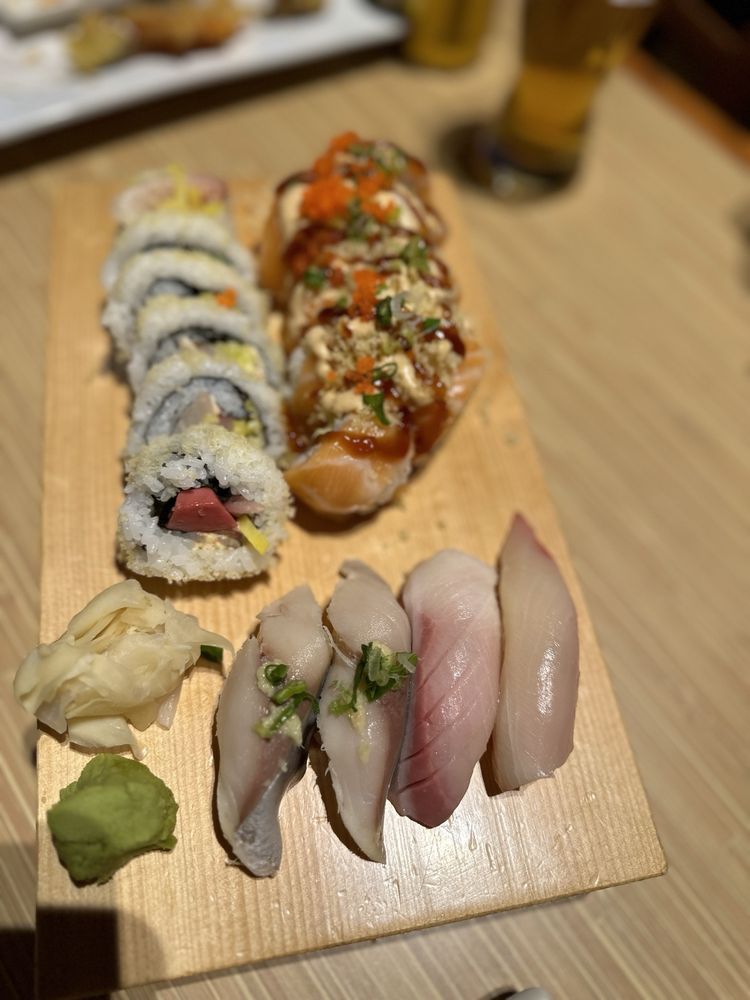 Oishi Sushi & Steakhouse - Chesterfield Logo