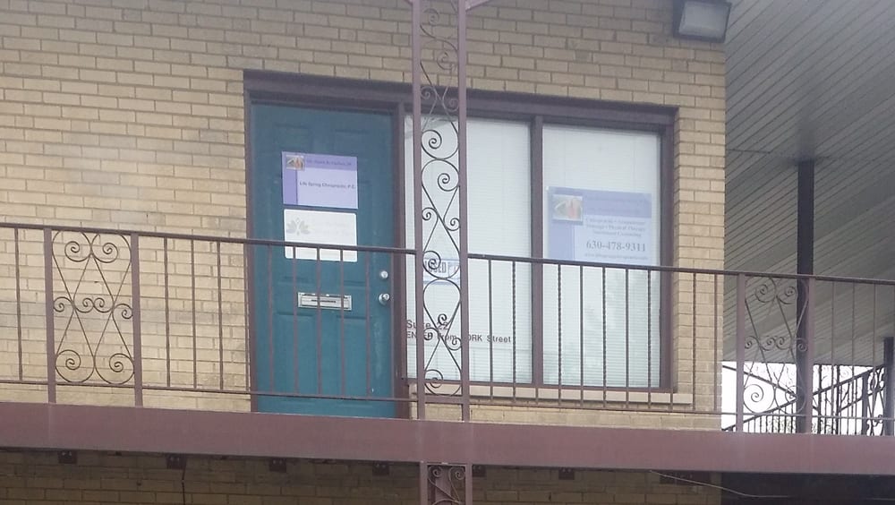 LIFE SPRING CHIROPRACTIC Request an Appointment 381 N York St
