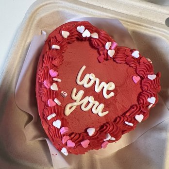 Sweets by Caroline - Valentine's Day Heart lunchbox cake - Desserts Near Me