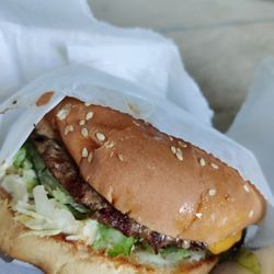 Bill's Drive In - Cheeseburger