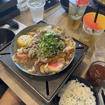 Boiling Point - #4 Beef Hot Soup - Comfort Food Near Me - Garden Grove, California