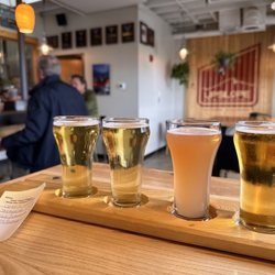 Upslope Brewing Company- Lee Hill - Flight of beer