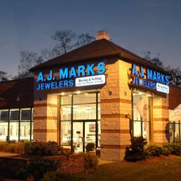 Exterior photo of AJ Marks Jewelers - Wareham, Massachusetts Exterior photo of AJ Marks Jewelers - Wareham, Massachusetts