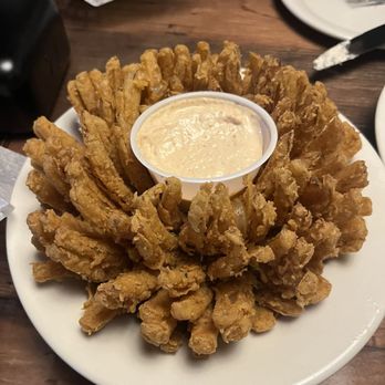 Texas Roadhouse - Cactus Blossom- - Steakhouses Near Me - Austin, Texas