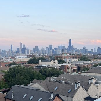 Kennedy Rooftop - skyline view - Cocktail Bars Near Me - Chicago, Illinois Kennedy Rooftop - skyline view - Cocktail Bars Near Me - Chicago, Illinois