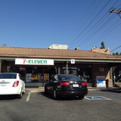7-Eleven - Front view!