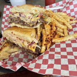 Squish Burger - Squish Burger in Mounds is THE place for great food at family prices. Veteran owned and operated too! The absolute BEST burger around!