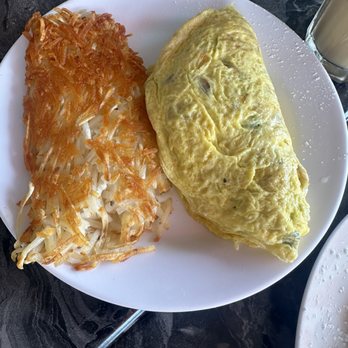 Orange Cafe Bistro - Veggie omelette with hash brown potatoes - Breakfast & Brunch Near Me - Orange, California Orange Cafe Bistro - Veggie omelette with hash brown potatoes - Breakfast & Brunch Near Me - Orange, California