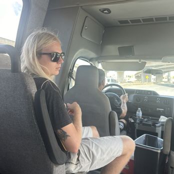 Hawaii Turtle Tours - On our way home we listened to Nevin playing the Ukelele and we kicked back and relaxed after a very entertaining day. - Tours Near Me - Honolulu, Hawaii