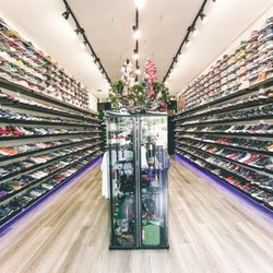 Equvalence - Store