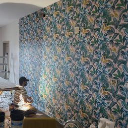 Two person team did one huge wall (10' x 30') in 4 hours flat Two person team did one huge wall (10' x 30') in 4 hours flat