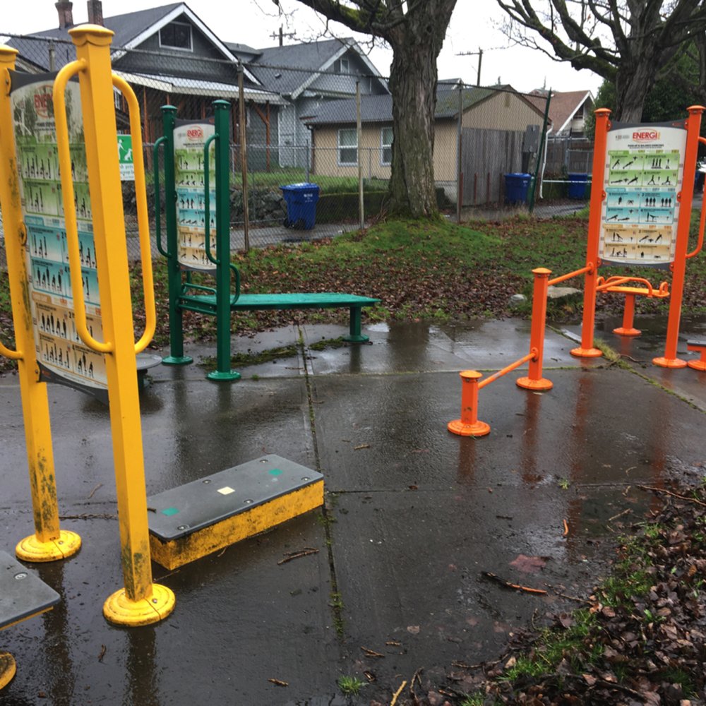 University Playground - The fitness area at the University Playground is the best thought out in the entire city - Playgrounds Near Me - Seattle, Washington University Playground - The fitness area at the University Playground is the best thought out in the entire city - Playgrounds Near Me - Seattle, Washington