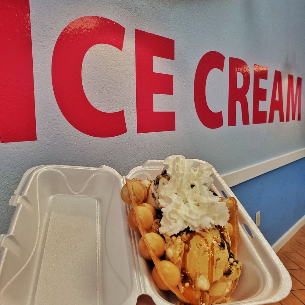 Chill Bar Ice Cream - Custom pufflecone to-go. Sticky Fingers and Gator Tracks flavors - Desserts Near Me - Temple Terrace, Florida Chill Bar Ice Cream - Custom pufflecone to-go. Sticky Fingers and Gator Tracks flavors - Desserts Near Me - Temple Terrace, Florida