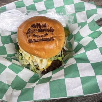 Offset Sandwich Exchange - Smashburger w/ cheese - Food Trucks Near Me - St. Petersburg, Florida Offset Sandwich Exchange - Smashburger w/ cheese - Food Trucks Near Me - St. Petersburg, Florida