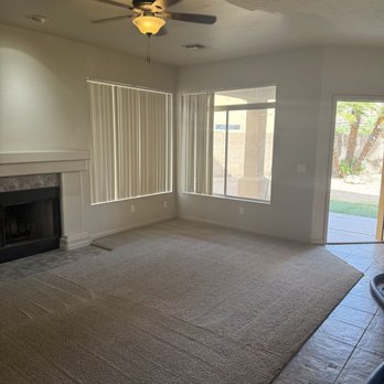 Saguaro Sweep & Shine - Clean and refreshed look extends throughout the room, all the way to the tiled entry. - Home Cleaning Near Me Saguaro Sweep & Shine - Clean and refreshed look extends throughout the room, all the way to the tiled entry. - Home Cleaning Near Me