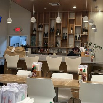 Lotus & Light - Vietnamese Near Me - Burbank, California
